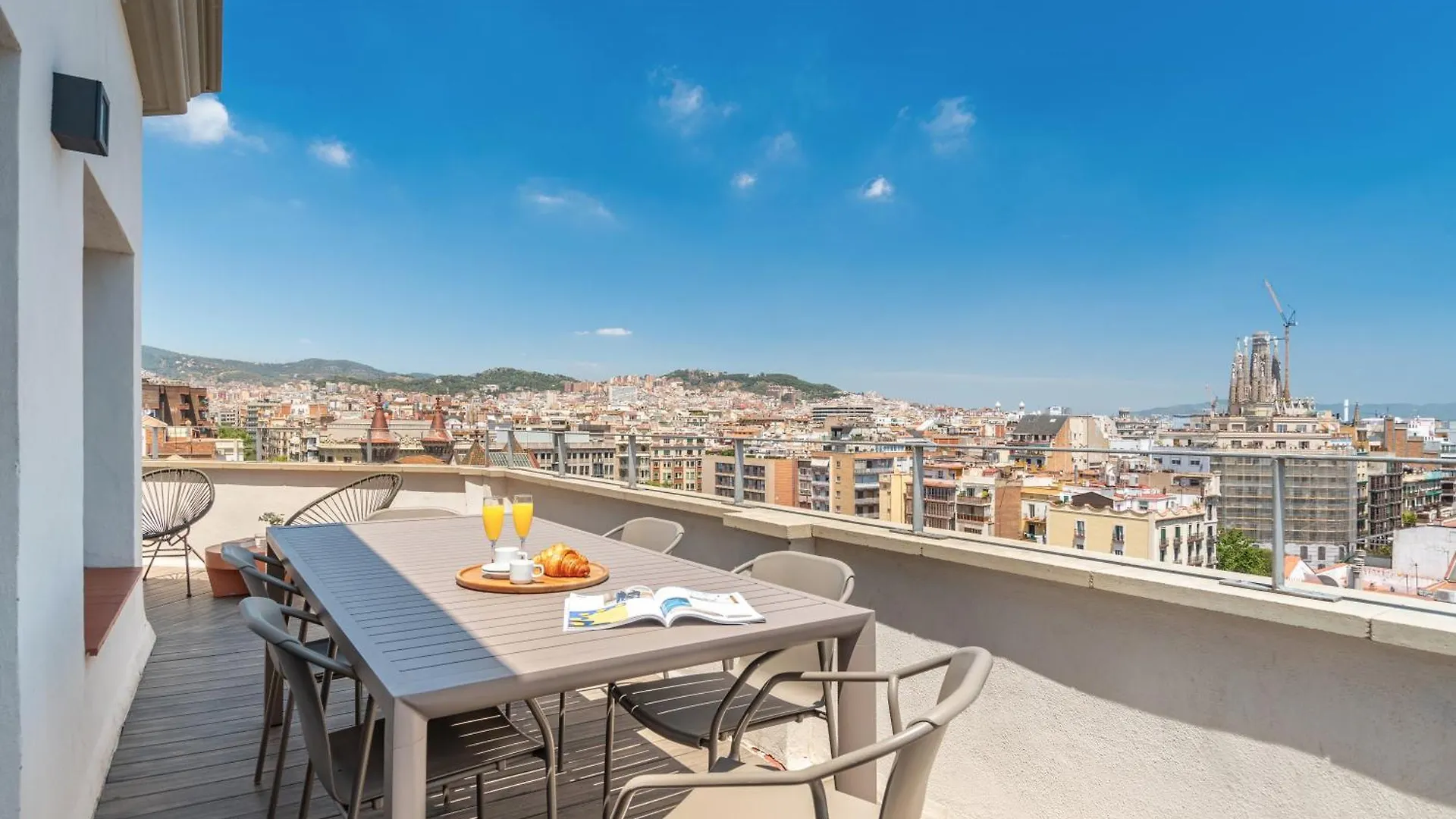 The Corner Apartments By Aspasios Barcelona 0*,