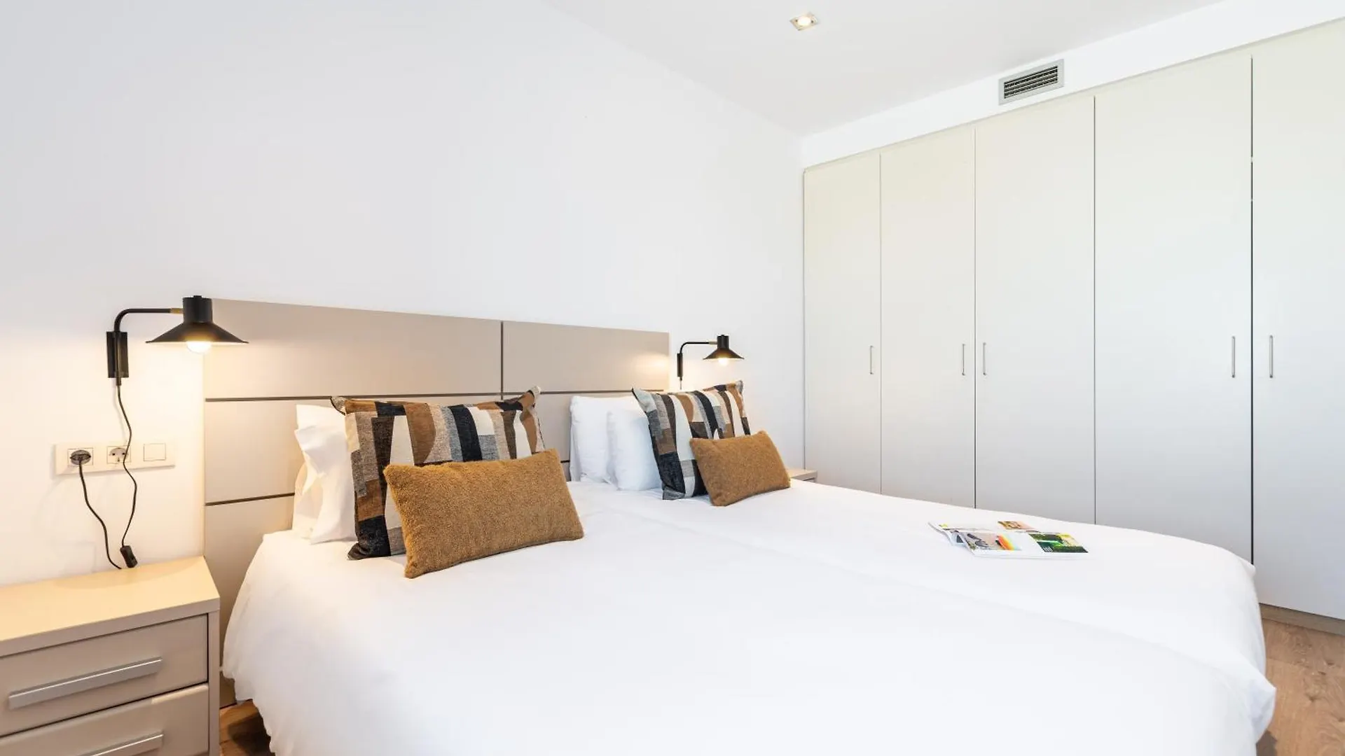 The Corner Apartments By Aspasios Barcelona 0*,