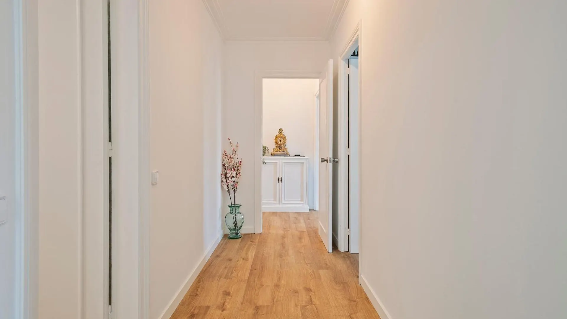 The Corner Apartments By Aspasios Barcelona