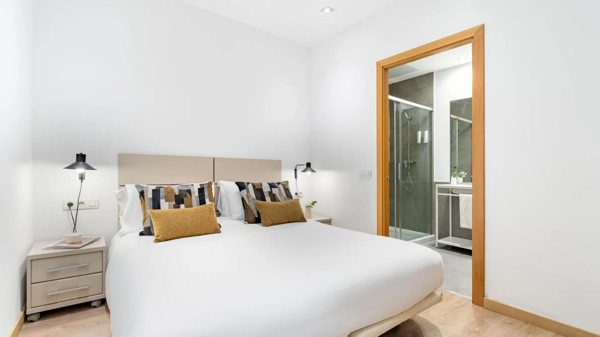 The Corner Apartments By Aspasios Barcellona Spagna