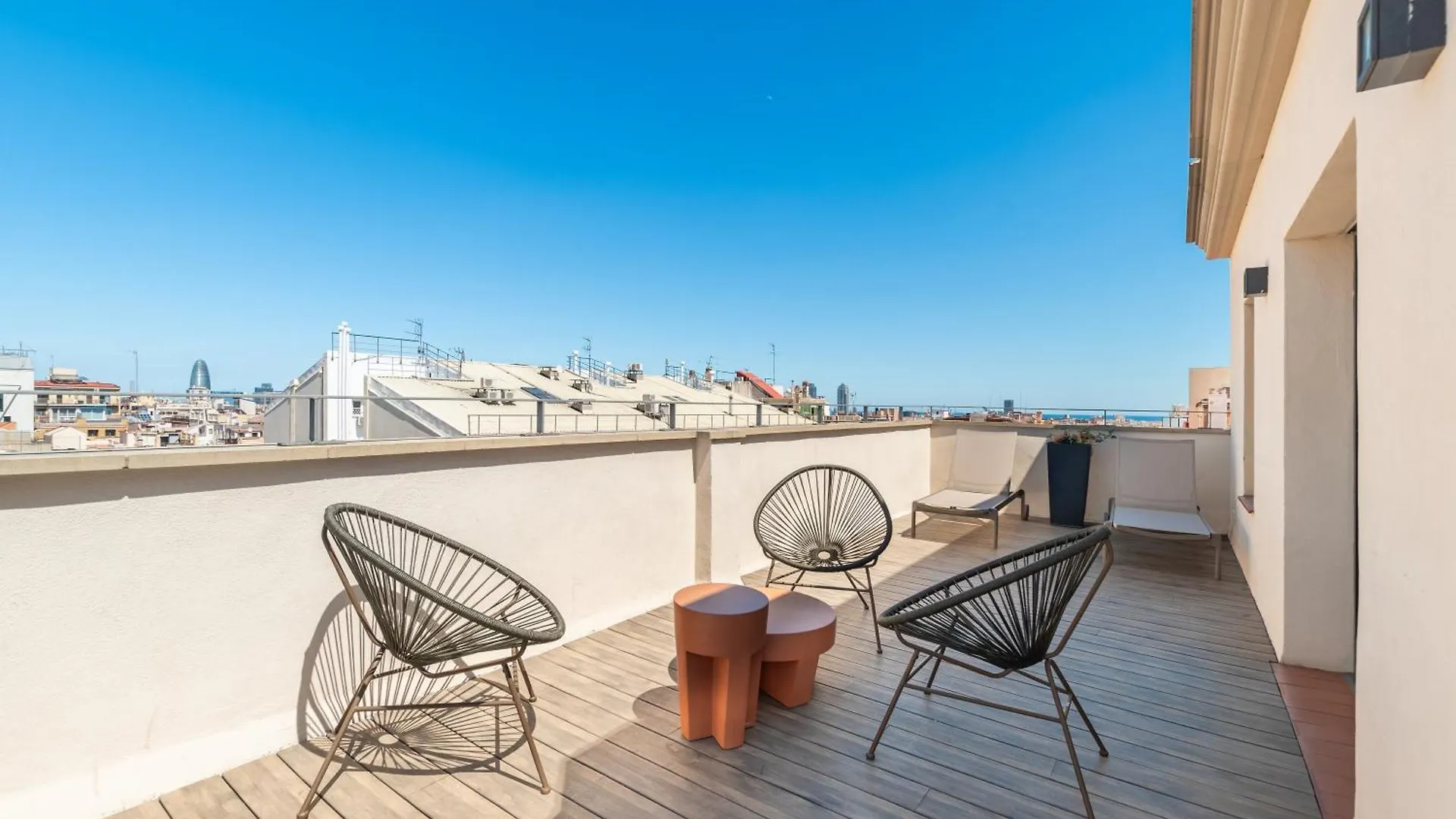 The Corner Apartments By Aspasios Barcellona 0*,  Spagna