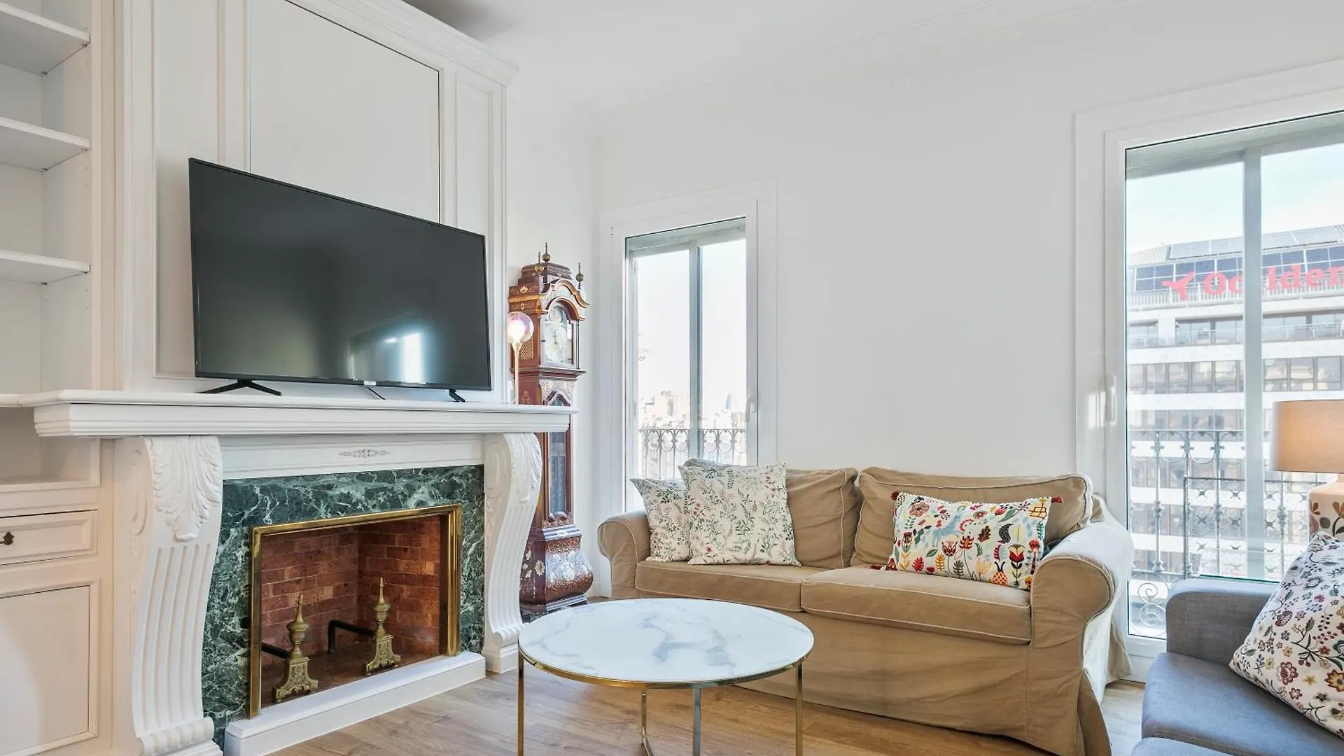 The Corner Apartments By Aspasios Barcellona Spagna